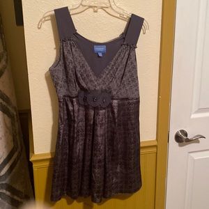 Vera Wang dressy top - satin and crepe grey